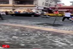 پرت شدن زن میانسال از ماشین گشت ارشاد | برخورد زشت و زننده گشت ارشاد با این زن عصبانیت همه را در خیابان برانگیخت! 